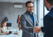 The Future of Work: How Reward Strategies Are Adapting to Hybrid Teams Employee