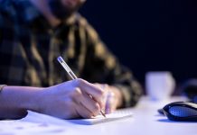 How to Write Better Using AI: A Practical Guide WriteAI